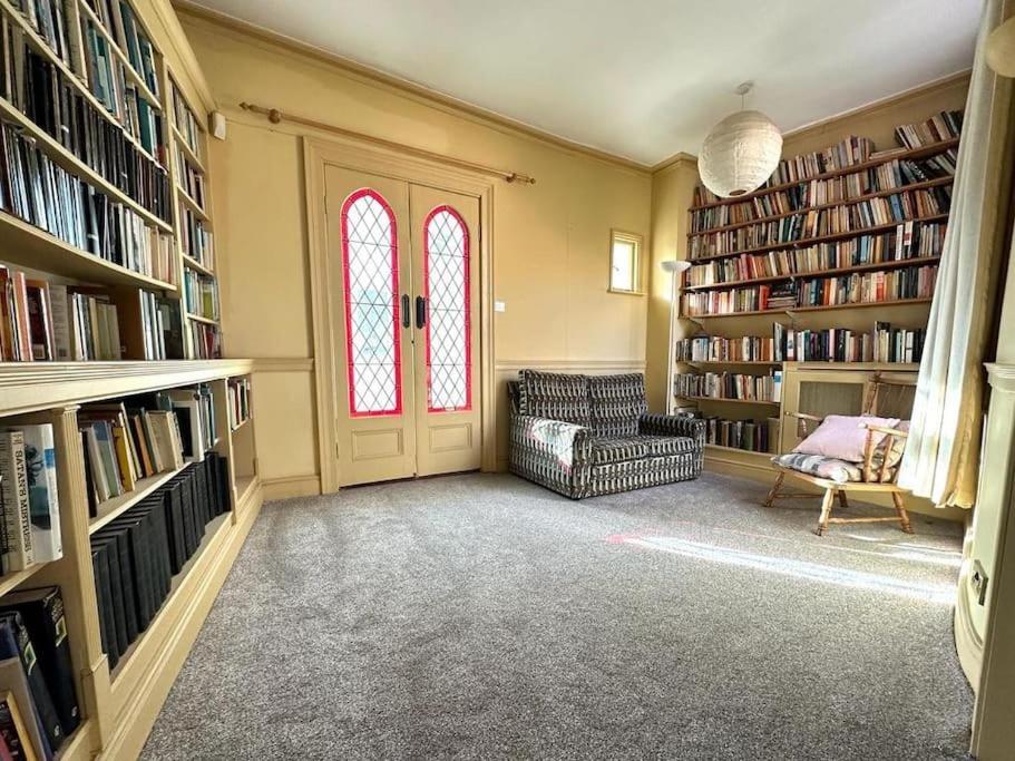 Large Georgian House In Heart Of Exeter Villa Exterior photo